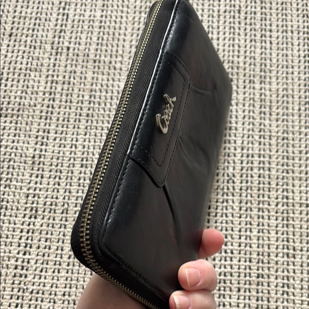 Coach Black Full Zip Leather Wallet - Picture 5 of 8